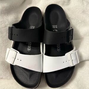 Birkenstock Women’s Arizona Split Sandal Black & White Size 8 *LIKE NEW*
